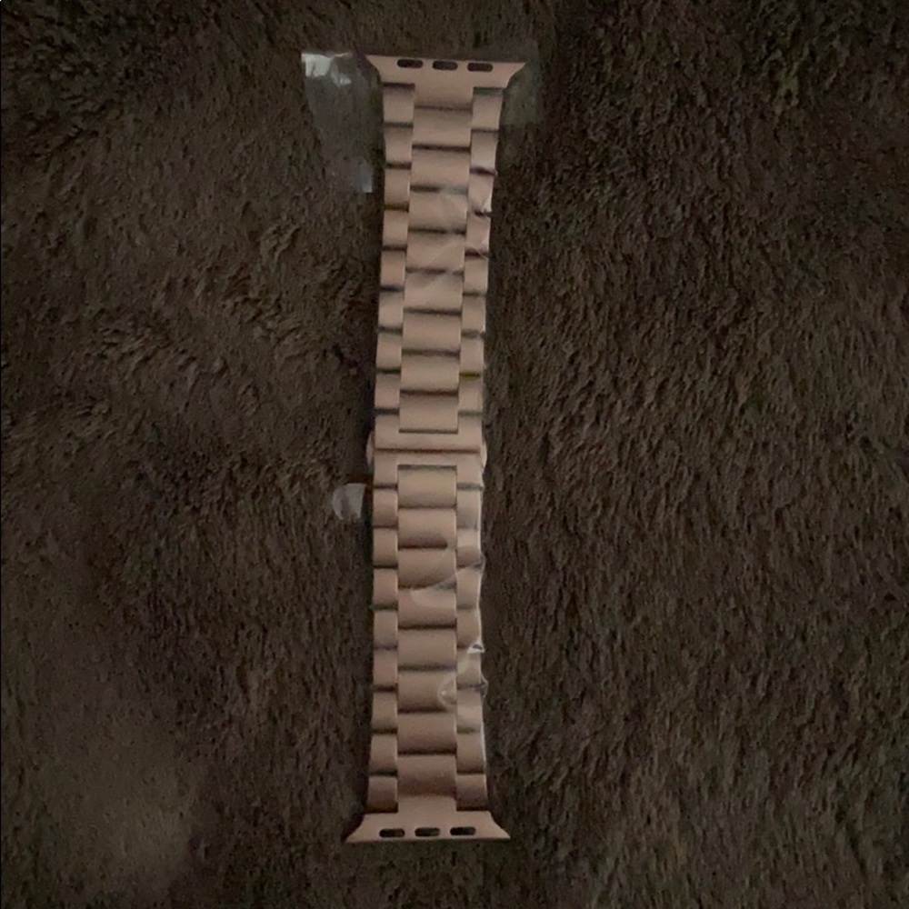 NWOT Rose Gold Apple Watch Band